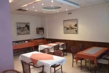 Отель Korinthos