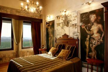 Hotel Leventis Art Suites