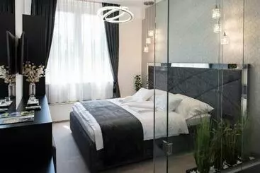 Aamiaismajoitus (B&B) Z Rooms Boutique