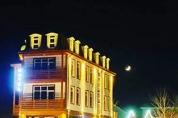 Hotel Zamzam Family