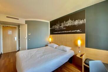 Отель Ibis Cannes Mouans Sartoux Piscine Parking Gratuit