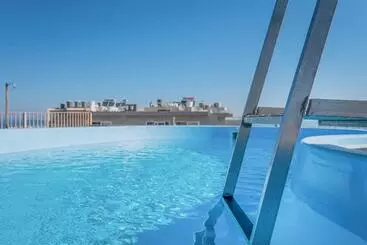 هتل Qawra Point Holiday Complex