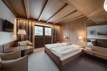 酒店 Seiser Alm Plaza