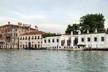 هتل Locanda Fiorita