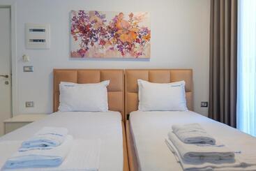 Three Islands Hotel Of Ksamil