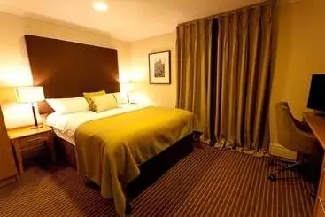 Отель Gorse Hill