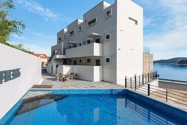 Tongyeong Fh365 Pension