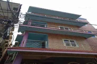 Hotel Oyo 81893 Maa Home Stays
