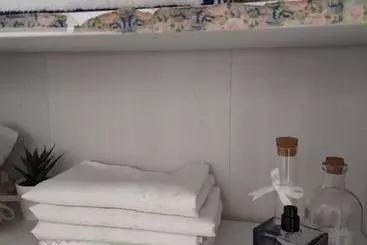 ベッドアンドブレックファースト Peonia