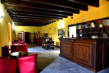 בית מלון כפרי Il Castello Dei Principi Sanseverino