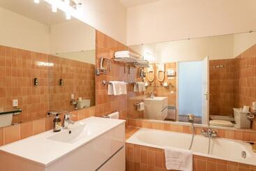 ホテル Auberge Du Redier