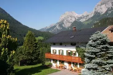 Pensão Knotzenlehen