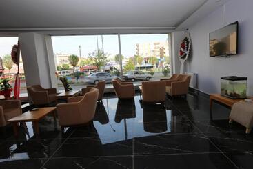 Отель Kommageneiz