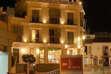 Pensió La Puerta De Nerja Boutique   Adults Recommended