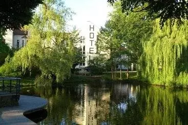 Отель Am Kurpark
