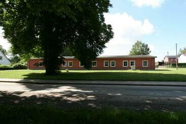 Отель Ferienwohnung In Alt Karin