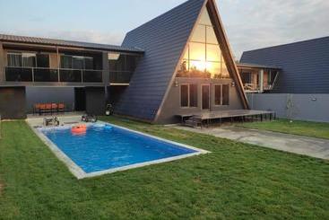 Motel Qafqaz Wood Chalet