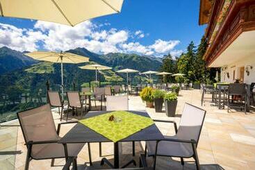 هتل آپارتمان Mountain Village Hasenegg