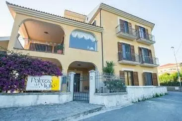 Aamiaismajoitus (B&B) Palazzo Del Miglio