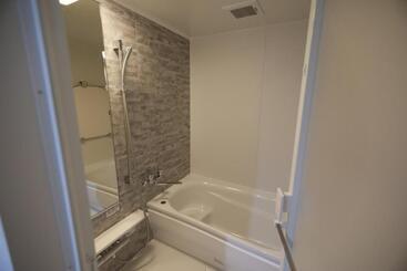 מלון דירות コンドミニアムharu 那覇県庁前 201