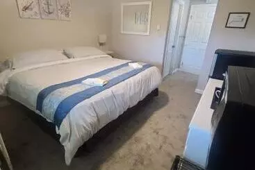 Hotelli Lake Shore Farm Inn