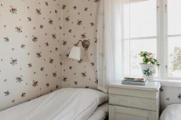 Bull August Gård Vandrarhem/hostel