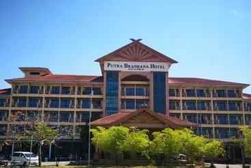 Otel Putra Brasmana