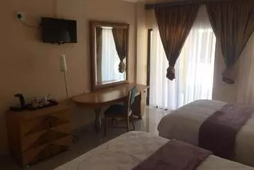 Kosi Bay Hippo Lodge & Resort