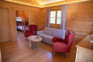 Auberge Carolinger Hüttendorf
