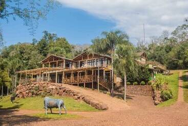 Hotel Fazenda Três Cascatas