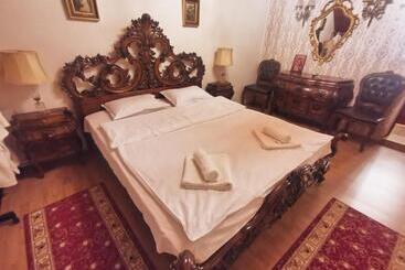 פנסיון Casa Dan & Lili