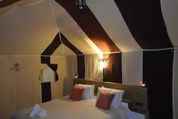 Pension Sleeping In A Tent In Merzouga Desert !