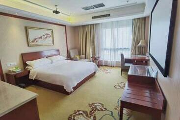 Vienna Hotel Nantong Tongzhou Bus Station