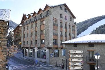 Pisos turísticos Apartaments Turistics Pirineu