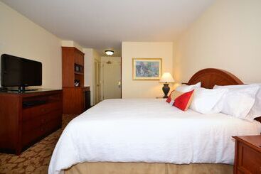 ホテル Hilton Garden Inn Tulsa Airport