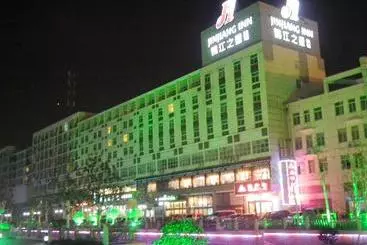 בית מלון כפרי Jinjiang Inn Yancheng Colorful Asia