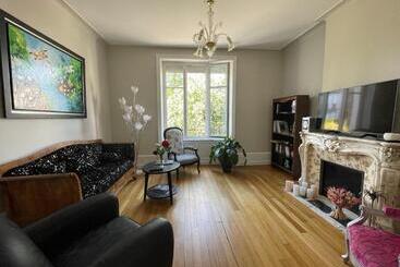 مبيت وإفطار La Maison Bleue « la Charade »