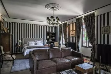 Pensão Manoir De La Croix Saint Louis Luxury Guest House