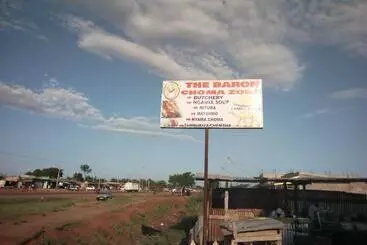 هتل The Baron