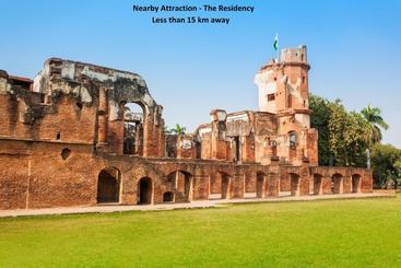 Отель Oyo 82408 Sada Shiv Guest House