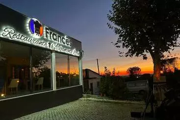 ベッドアンドブレックファースト O Frances