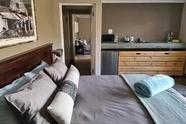 Hotel Avondrust Guest House