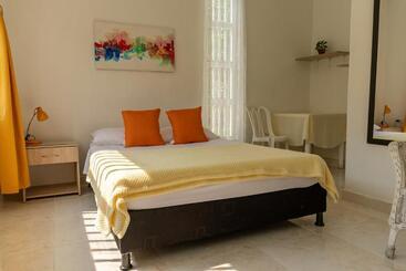 هتل Casa El Limonar Garzón Hospedaje Campestre