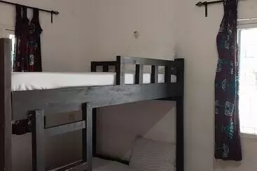 پانسیون Green Garden Guest House