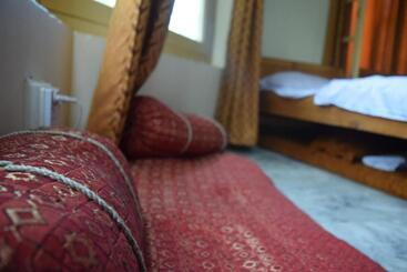 Pensjonat Chitral Green Guest House