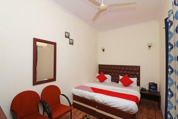 Отель Oyo 14179 Panchvati