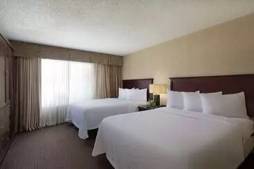 ホテル Embassy Suites Lubbock