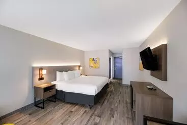 בית מלון כפרי Quality Inn & Suites