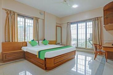 בית מלון כפרי Treebo Welcome Apartments