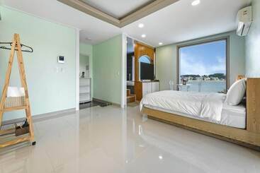 Youngheungdo Duniaspa Pension